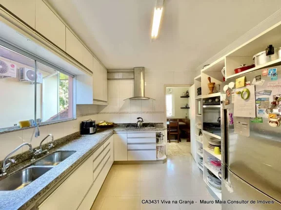 Imagem Cond São Paulo II - Linda c/ 4 suítes, lareira, gourmet e piscina!