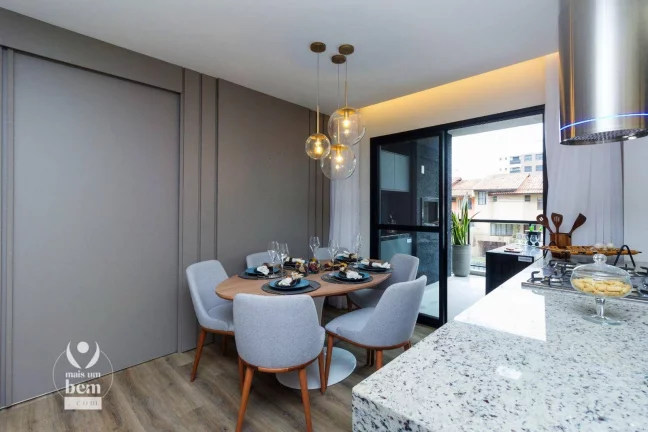 Imagem Apartamento novo com ampla sacada c/ churrasqueira, 3 quartos (1 suíte) à venda por R$ 875.000 - Boa Vista - Curitiba/PR