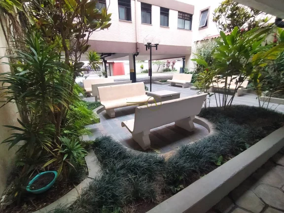 Imagem Apartamento 2 dorms, bem localizado à 300m da Praia á venda em Peruíbe