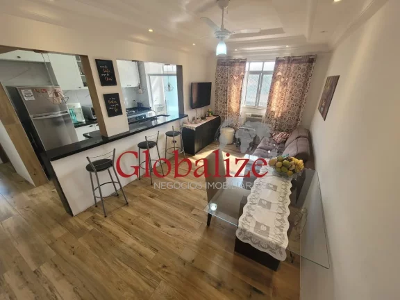 Imagem APARTAMENTO 02 DORMITÓRIOS, R$415.000,00, TODO REFORMADO, COZINHA AMERICANA, PRÓXIMO À PRAIA, 01 VAGA DE GARAGEM SUFICIENTE