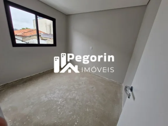 Imagem Sobrado à venda em Curitiba, Uberaba, com 3 quartos, 145,84m²