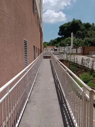 Imagem Apartamento com 2 dormitórios à venda, 48 m² por R$ 180.000,00 - Vila Correa - Ferraz de Vasconcelos/SP
