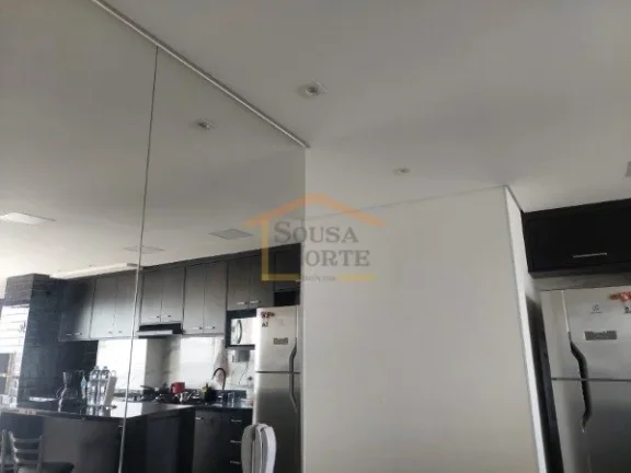 Imagem Lindo apartamento com 2 dorms (1 transformado em closet), banheiro, sala, cozinha, lavanderia e vara...