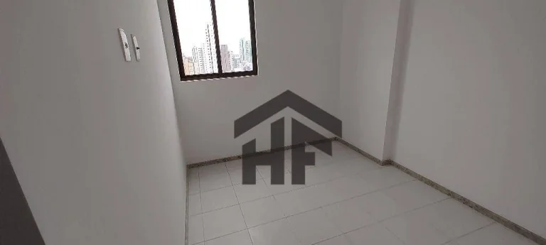 Imagem Apartamento com 2 Quartos à venda em Casa Amarela no Recife/PE