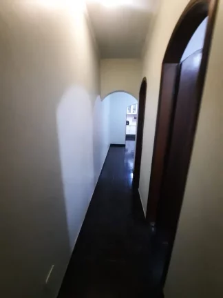 Imagem Sobrado à venda em Santo André-SP, bairro Jardim Las Vegas, 3 quartos, 1 suíte, 3 banheiros, 2 vagas de garagem, 185m².