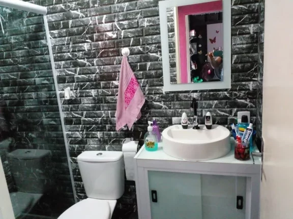Imagem Apartamento com 2 dormitórios à venda, 55 m² por R$ 220.000,00 - Vila Figueira - Suzano/SP