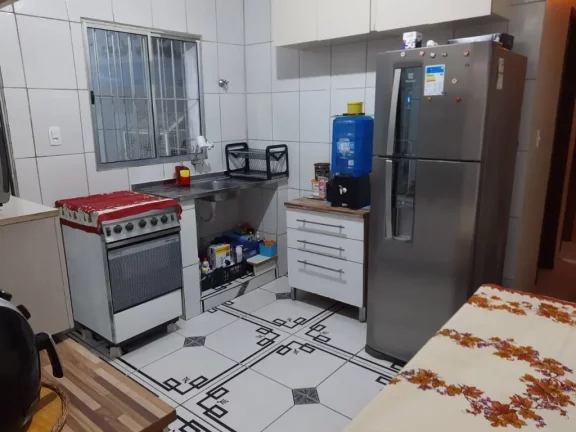Imagem Casa à venda na Avenida Brasília, próxima ao mercado Nagumo