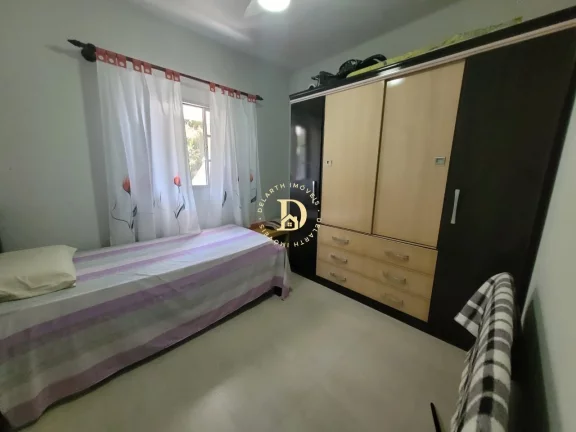 Imagem Sobrado - Jardim das Indústrias - 03 Dormitórios (01 Suíte) - 116m²