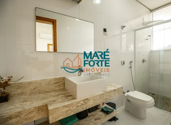 Imagem Maravilhosa casa em condomínio pé na areia em Ubatuba SP