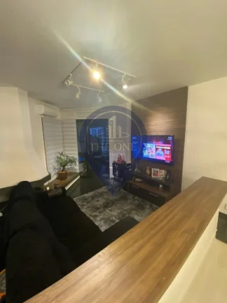 Imagem Apartamento à venda na Vila Suzana, São Paulo-SP: 1 quarto, 1 suíte, 2 vagas e 89m², Banheira de hidromassagem na sacada. Venha morar no seu sonho!