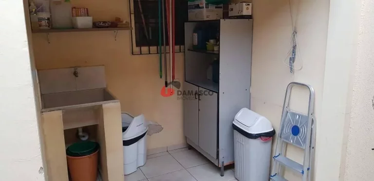 Imagem Sobrado à venda 3 Quartos, 1 Suite, 2 Vagas, 165M², Vila Mazzei, Santo André - SP