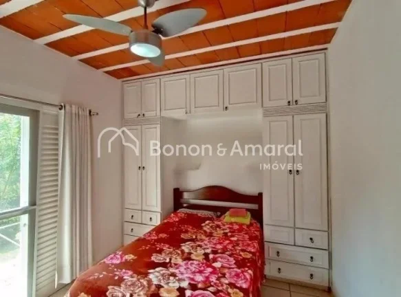 Imagem Encantadora residência em condomínio fechado no Residencial Clube de Campo, com 1.270 m² de terre...