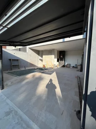 Imagem Sobrado - Portal dos Pássaros - SJCampos - 03 Dormitórios (01 Suíte) - 150m²