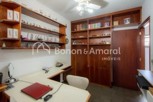 Imagem Casa a venda no Jardim guarani Campinas
Aceita apto até 300 MIL
Casa construída em 3 Níveis :
NO ...