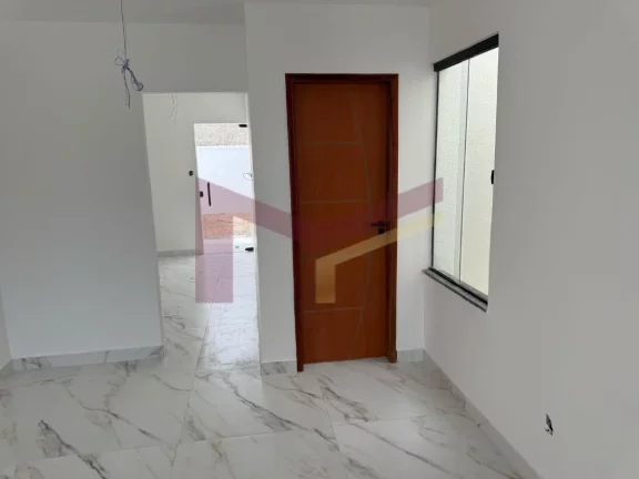 Imagem Casa 2/4 na Conceicao