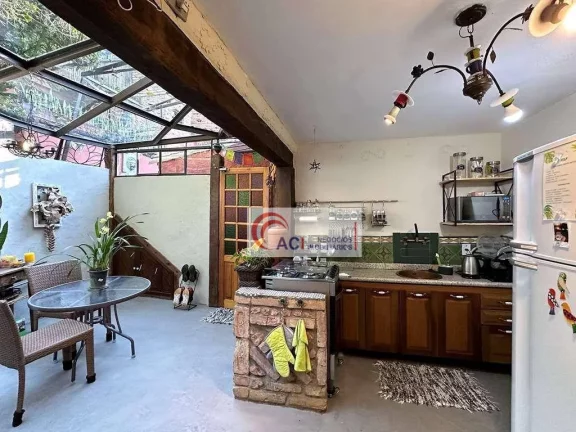 Imagem Casa com 5 Quartos à Venda, 334 m² em Vila Santo Antônio - Cotia