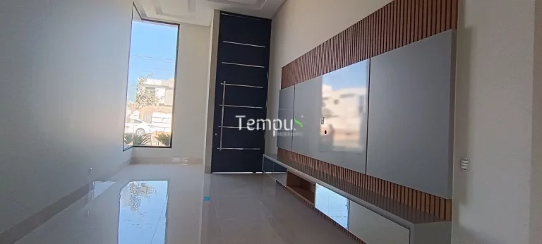 Imagem Parque Ville Pinheiros - Parque Ville Pinheiros, Casa Térrea, Alto Padrão, 312m², 3 suítes plenas, Cozinha montada em armários, Ap. Goiânia