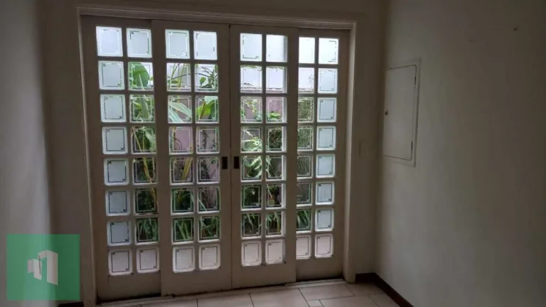 Imagem Sobrado em condomínio à venda em São Bernardo do Campo, Taboão, com 3 quartos, 110m2