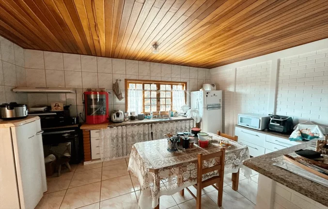 Imagem Chácara com 3 dormitórios à venda, 4000 m² por R$ 750.000,00 - Bairro dos Mirandas - Tatuí/SP