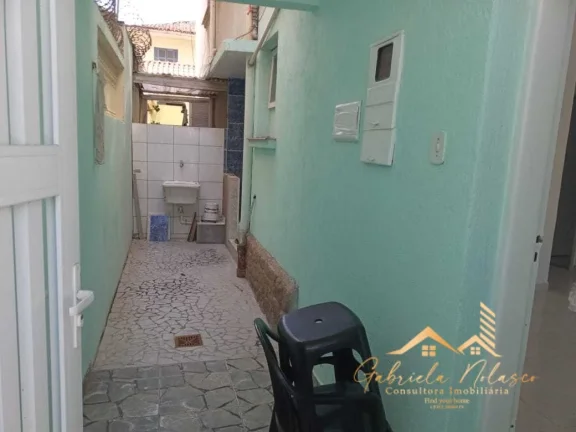 Imagem Apartamento Reformado à Venda: Charme e Conforto Próximo à Praia