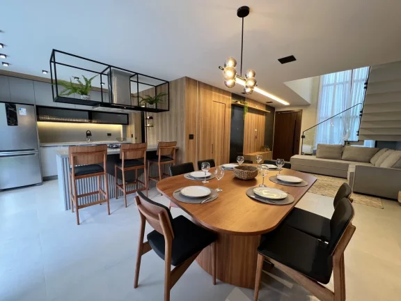 Imagem Casa Alto Padrão para Venda em Florianópolis / SC no bairro Cachoeira do Bom Jesus