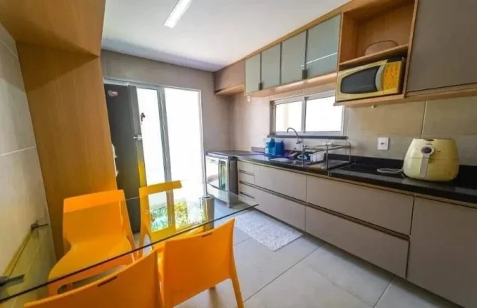 Imagem Casa a venda na Cidade dos Funcionários