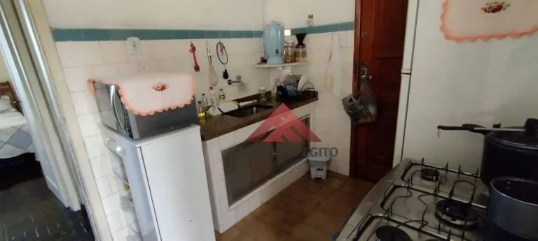 Imagem Apartamento no centro,proximo a todo comércio,forum supermercado Guanabara,próximo as barcas,e terminal rodoviário,imóvel amplo,um lance de escada,vaz