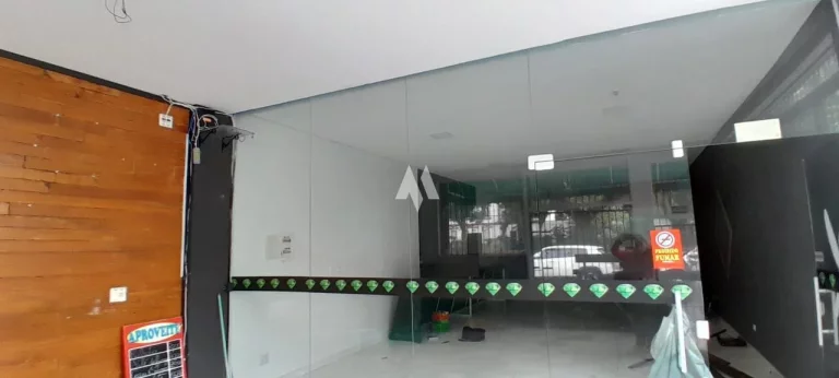 Imagem Loja comercial ideal para restaurante na Av. Bernardino de Campos!