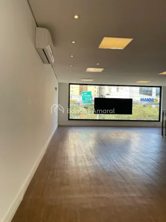 Imagem Casa comercial para locação com salão, 3 salas, elevador, 208 m² no Cambuí