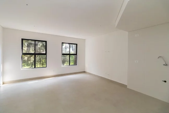 Imagem Studio próximo a Universidade Positivo para investidor