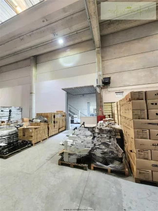 Imagem Galpões para venda em Barueri no bairro Tamboré