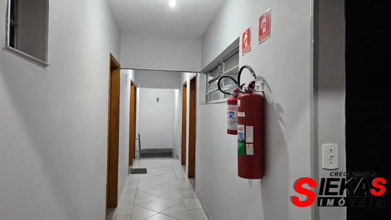 Imagem Sala Comercial para Locação em São Miguel, São Paulo-SP: 1 sala, 1 banheiro, 41m² de área. Venha conferir!