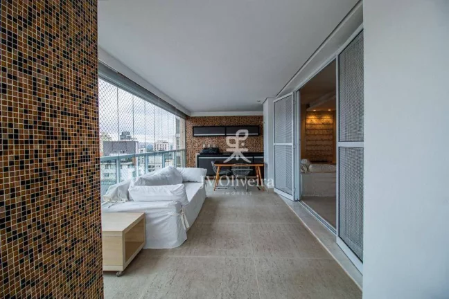 Imagem Apartamento com 3 dormitórios para alugar, 181 m² por R$ 24.944,00 - Pinheiros - São Paulo/SP