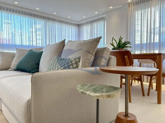 Imagem Apartamento á venda com 3 dormitórios no centro de Torres/RS