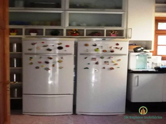 Imagem Linda Casa com 4 suítes, planejados em todos ambientes ar condicionado