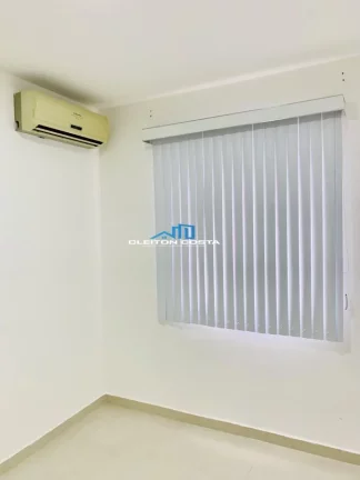 Imagem Casa para Locação em Feira de Santana, SIM, 2 dormitórios, 1 banheiro, 2 vagas