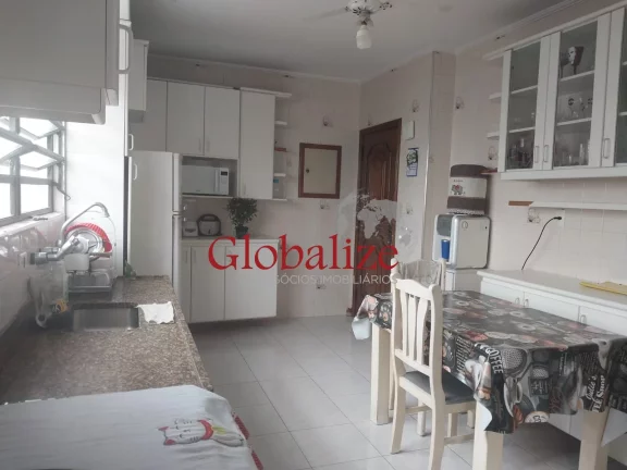 Imagem Apartamento à venda no Embaré, Santos-SP! 4 quartos, 1 suíte, sala ampla, 3 banheiros, garagem, 114m². R$742.000,00