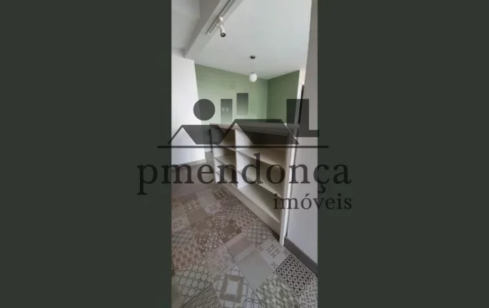 Imagem Apartamento com 65m2 na Pompéia, 2 dormitórios, sendo que 1 foi aberto para sala, 1 suíte, 1 vaga...