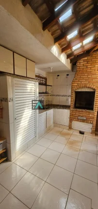 Imagem CASA EM CONDOMÍNIO FECHADO EM ATIBAIA