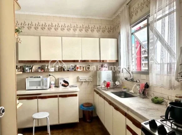 Imagem Apartamento no Cambuí com 3 Dormitórios e Suíte - Conforto e Praticidade em Localização Privilegiada