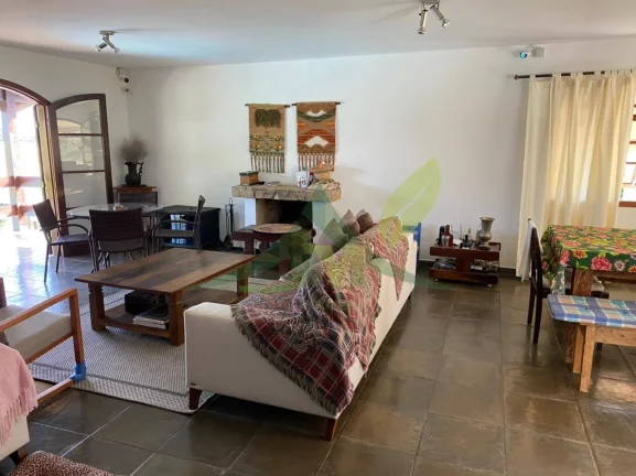 Imagem Belíssima Chácara à Venda no Condomínio Recanto dos Palmares – Atibaia