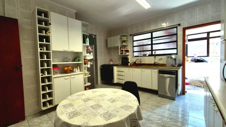 Imagem Belíssimo Apartamento com 3 dormitórios, Pompéia, Santos