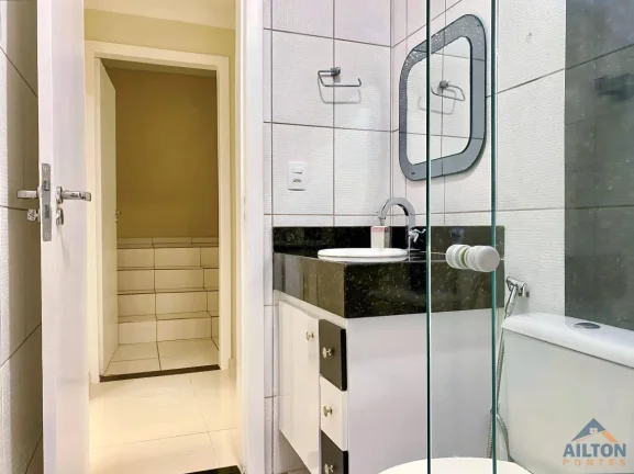 Imagem Casa Duplex com 04 Quartos à Venda de Frente p/ Mar na Praia de Piúma/ES