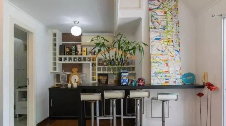 Imagem Casa de condomÃ­nio, com 3 dormitÃ³rios, sendo 3 suÃ­tes, 5 banheiros, possui amplos ambientes, armÃ...