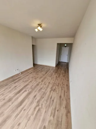 Imagem Apartamento no edifício Clipper - Praça central