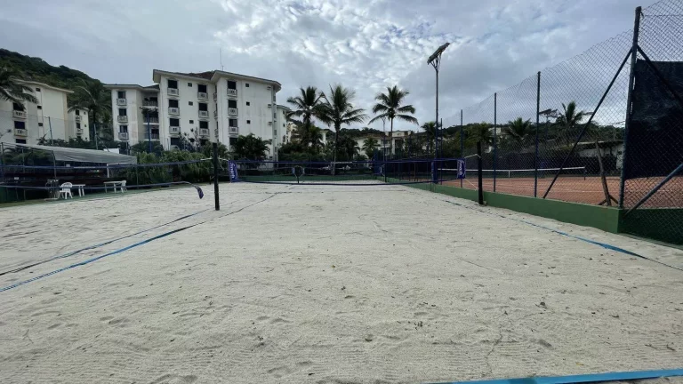 Imagem Apartamento em condomínio completo na Praia das Toninhas
