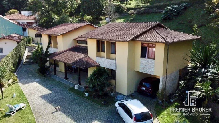 Casa à venda, 680 m² por R$ 2.900.000,00 - Cascata dos Amores - Teresópolis/RJ
