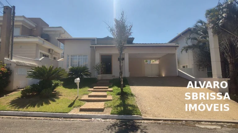 Imagem Linda casa térrea feita pelo atual proprietário. Com piscina. 300m2ac 600m2at. Documentação pronta para financiamento. Climatizada