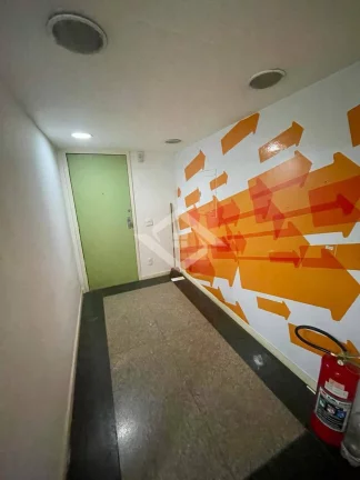Imagem Vendo ou Alugo sala de 68m2 na Rua do Ouvidor
