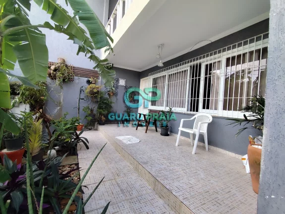 Imagem Casa duplex ampla e bem localizada